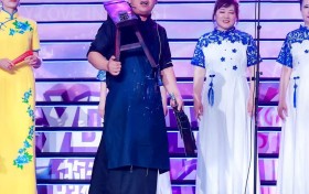 《老年派》郑光荣：吆喝声里，韵味悠长